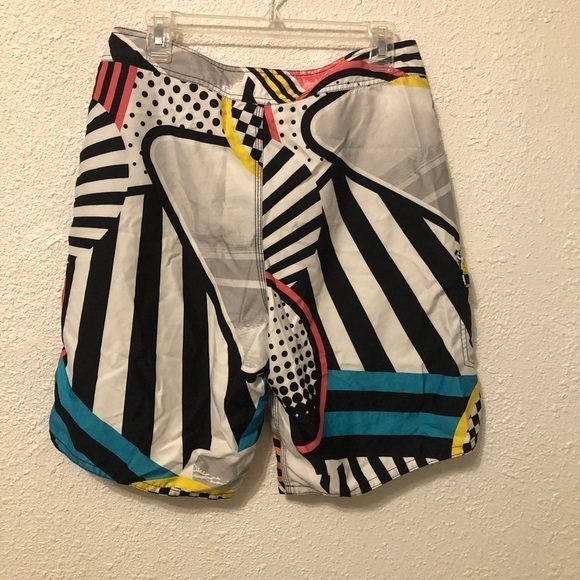 3/$25 🙌🏼 Y2K OP Patterned Board Shorts Swim Trunks 32 - Picture 6 of 7